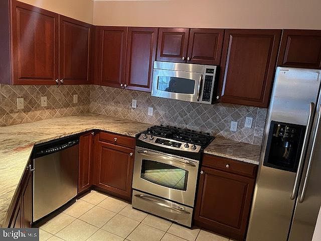 2nd image of 514 Sunset View Ter SE Unit 101