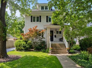 50 Warwick Rd, Winnetka, IL 60093