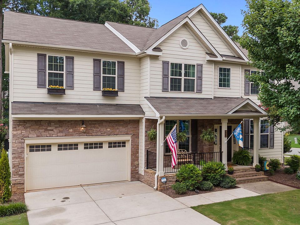 1st image of 54 Peachtree Ln
