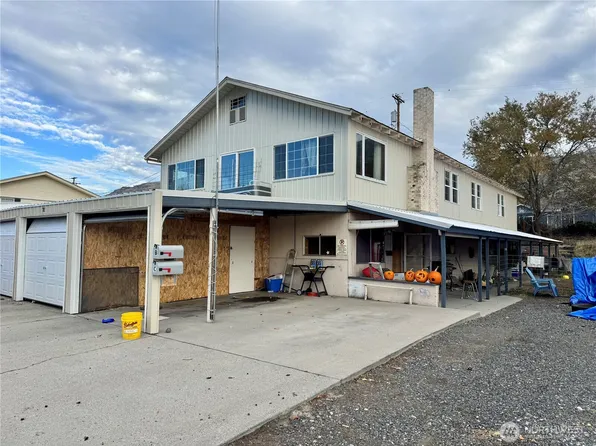 705 Spruce Street, Coulee Dam, WA 99116