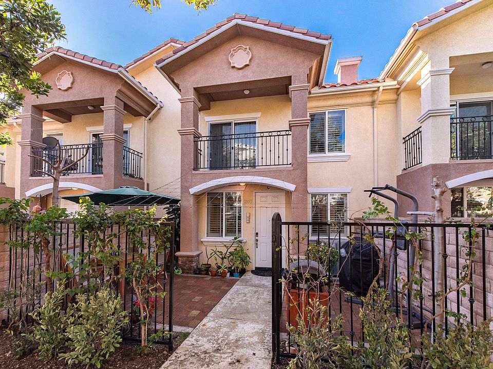 1st image of 2355 Chiquita Ln