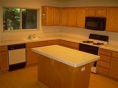 2nd image of 5340 Muskingham Way