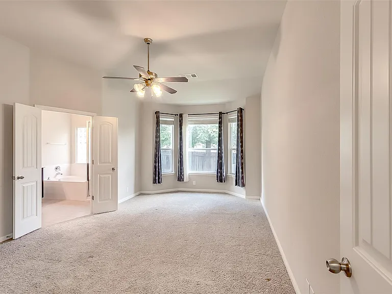 11101 Wyola Bnd — Photo 16