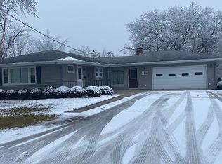 620 E 4th St, Gibson City, IL 60936