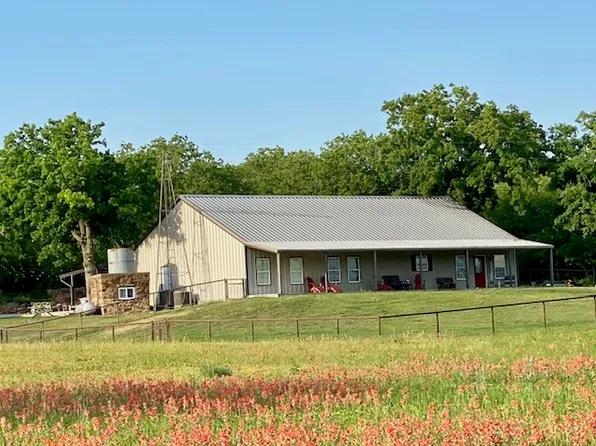 1079 Union Hill Rd, Mineral Wells, TX 76067