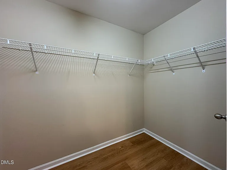 4478 Middletown Dr — Photo 27