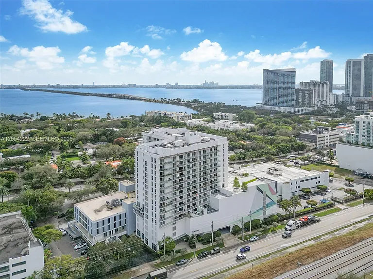 4250 Biscayne Blvd #301 — Photo 19