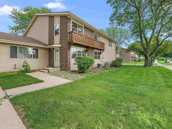 241 Bayberry Ln, Fond Du Lac, WI 54935
