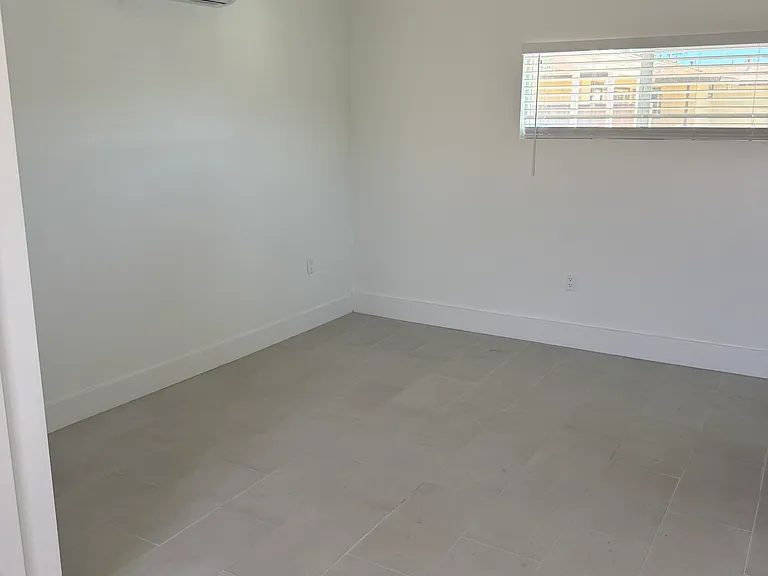 7936 Ducor Ave #7936.5 — Photo 8