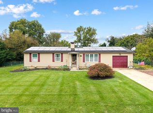 109 Ridgeway Ln, Mullica Hill, NJ 08062