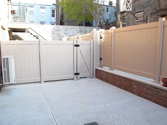 Rented by Residents Team | media 13