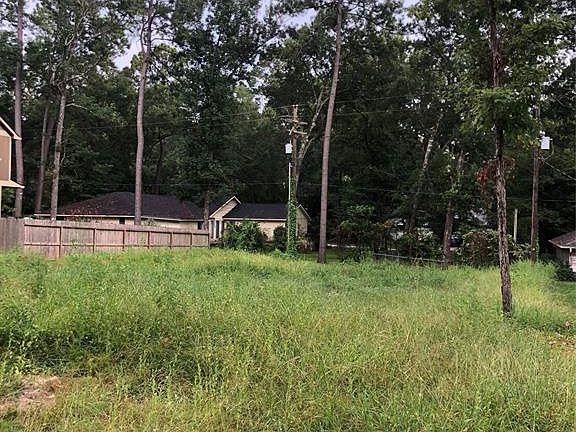 3rd image of 290 Apple Valley Dr
