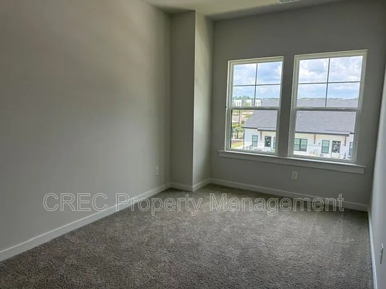 596 Scholar Way — Photo 24