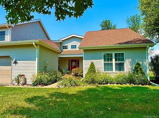 202 Cinnamon Cir, Rhinebeck, NY 12572