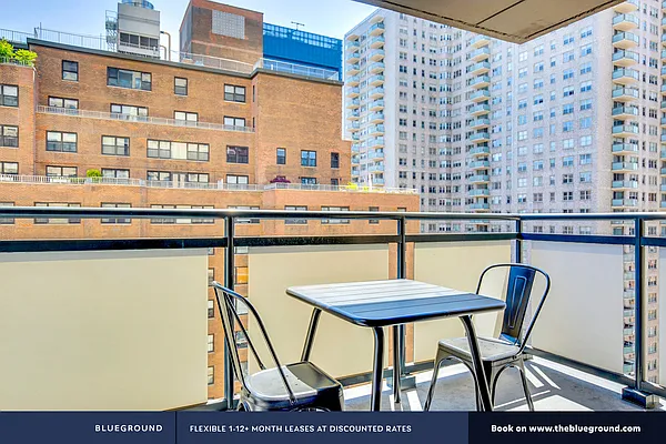 Rented by The Blueground | media 32