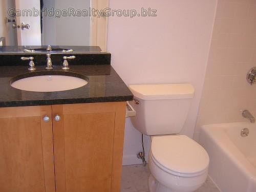 2nd image of 73 Park St #61
