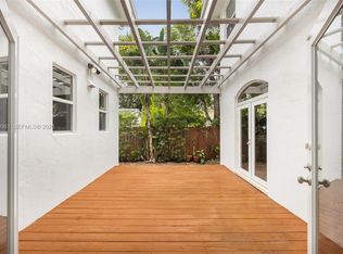 4065 Battersea Rd, Miami, FL 33133