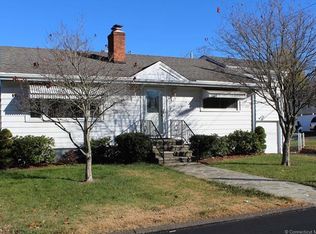 42 Rodney St, West Haven, CT 06516