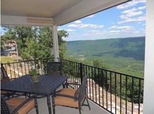 1043 Sunset Dr, Rising Fawn, GA 30738
