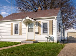 915 Leavitt St, Waterloo, IA 50702