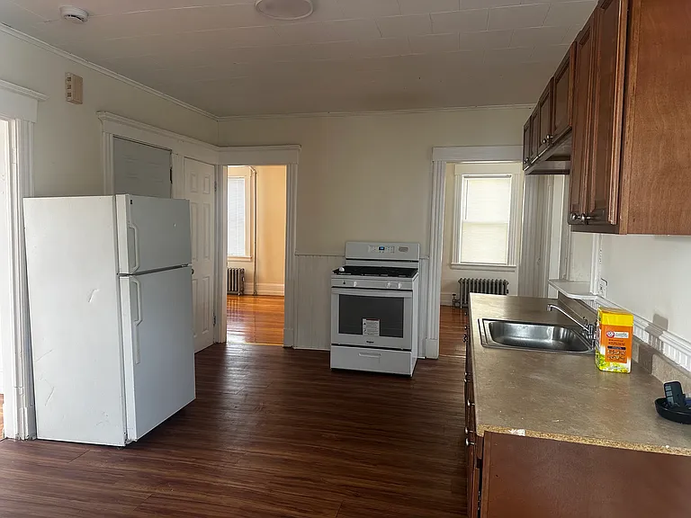 39 Baldwin St #1 — Photo 5