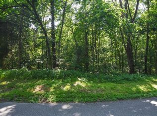 Lakeside Dr, Johnson City, TN 37615