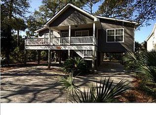 2110 Edings St, Edisto Island, SC 29438
