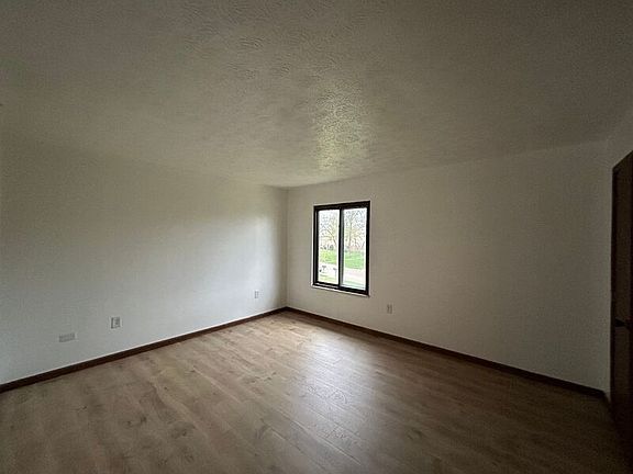 4th image of 7736 Betsy Ross Cir