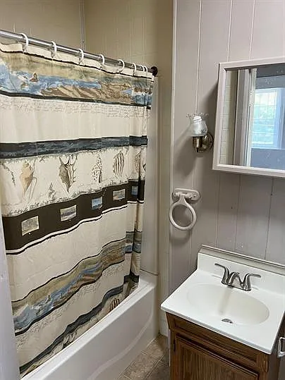 5655 Lincoln Hwy #C — Photo 11