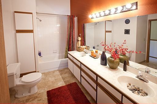 2nd image of 2418 Sumac Way