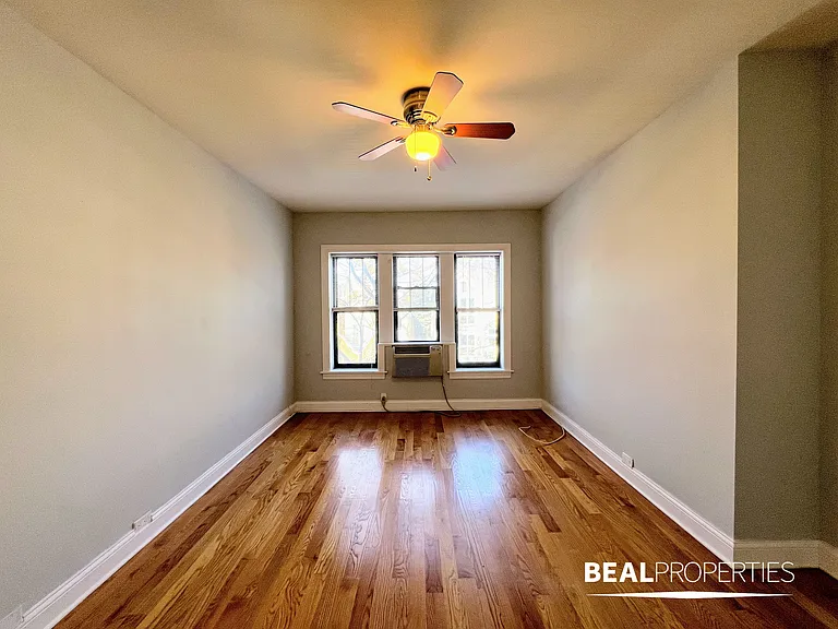 837 West Wolfram Street — Photo 27