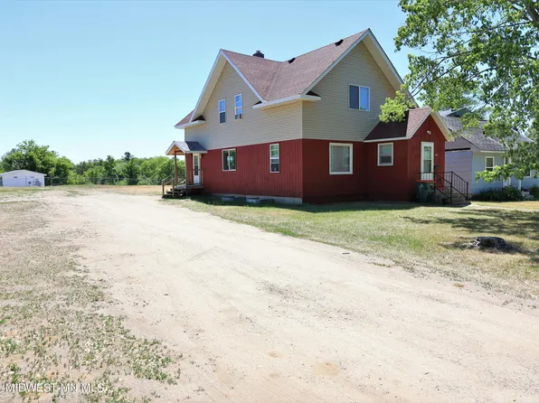 1126 2nd St SE, Wadena, MN 56482