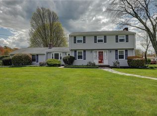 21 Grace Ct, Seekonk, MA 02771