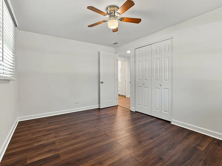 924 Bradford Ln — Photo 20