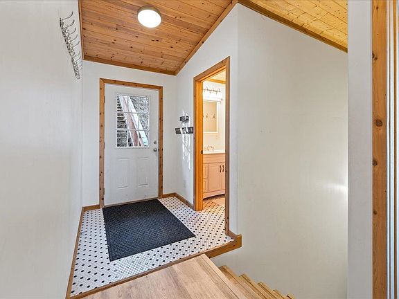 3rd image of 10952 Salcha Dr
