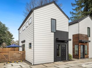 820 B S Rose Street, Seattle, WA 98108