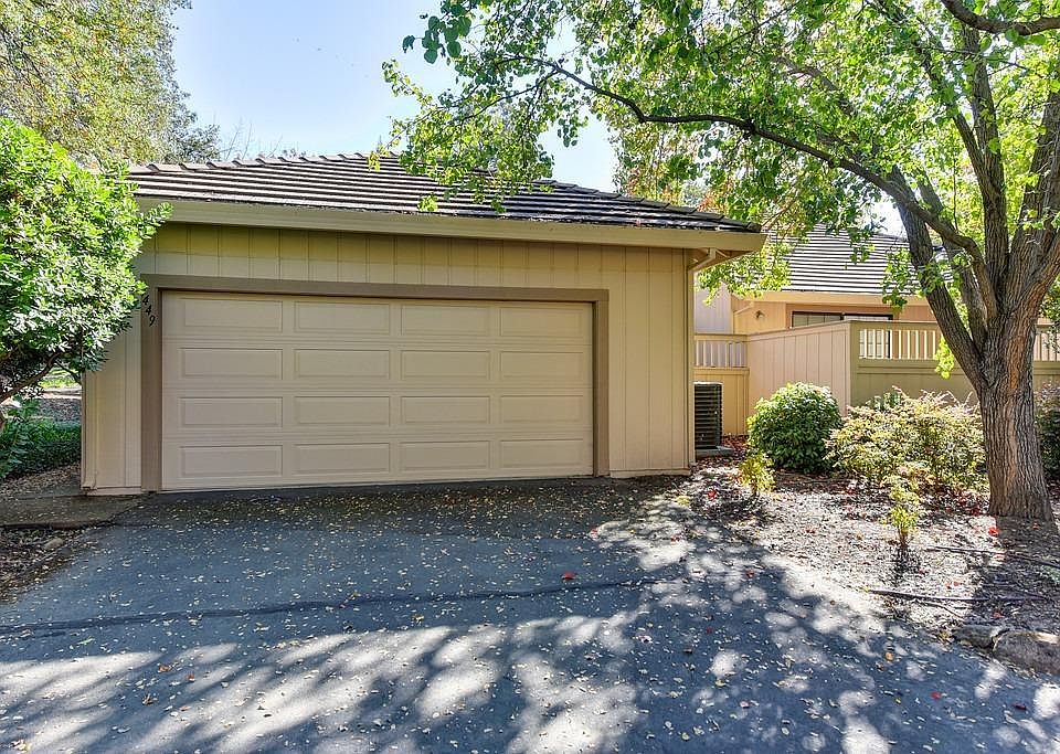 1st image of 7449 Heritage Meadow Pl