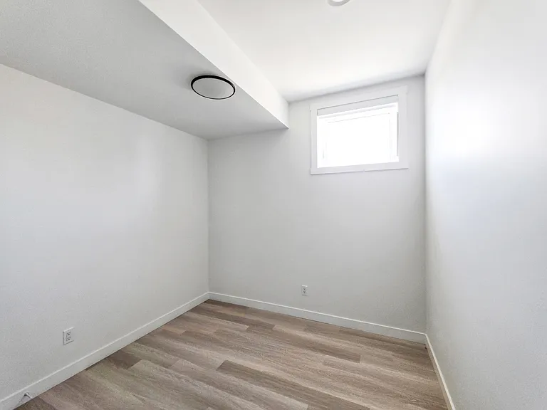 2108 Home Rd NW — Photo 5