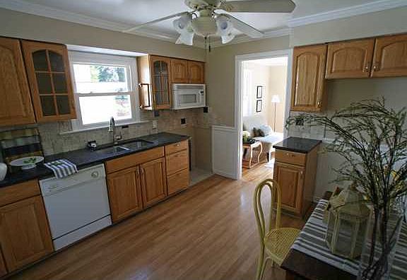 5th image of 68 Hubbard Dr