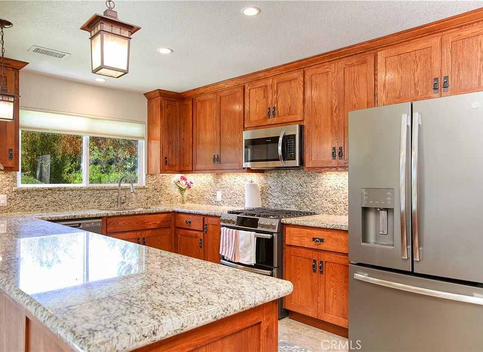 1st image of 435 Eucalyptus Rd