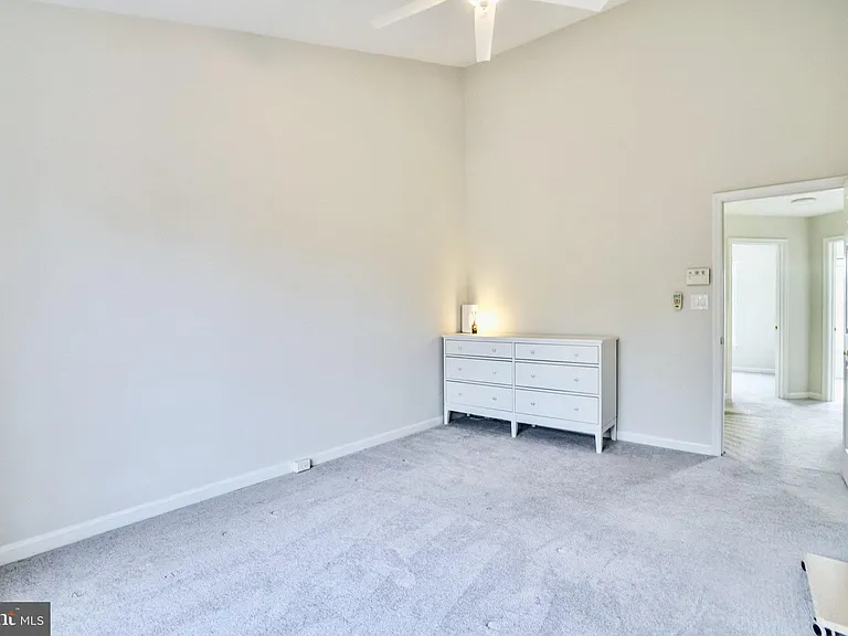 7372 Ardglass Dr — Photo 28