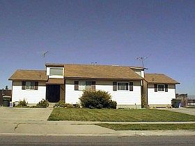left side(twin home)
