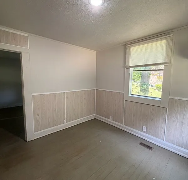 515 Cherokee St — Photo 3
