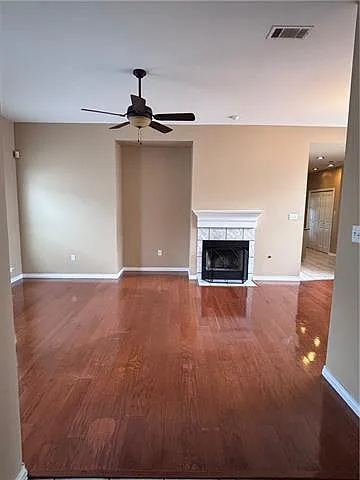 3 bed, 2.0 bath, 1652 sqft, $1,750 — Photo 3