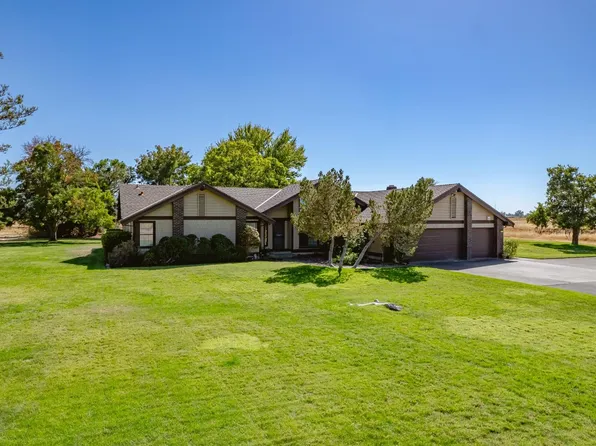 8851 Palladay Rd, Elverta, CA 95626