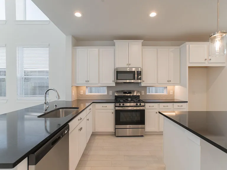 114 Hidden Peak Dr — Photo 17