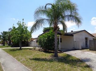 2425 Paul Rd, West Palm Beach, FL 33415