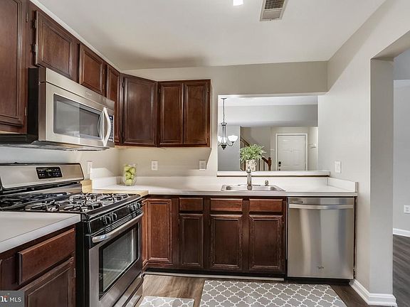 5th image of 15301 Diamond Cove Ter #8-A