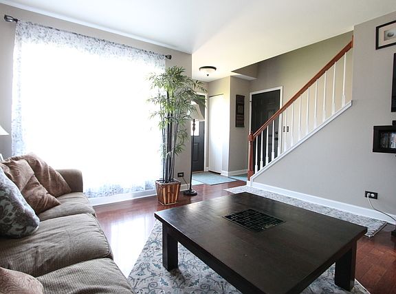 4th image of 2336 N Harvest Hill Pl