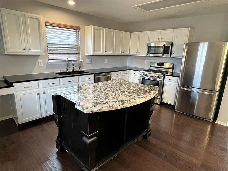14170 Weeping Cherry Dr — Photo 2